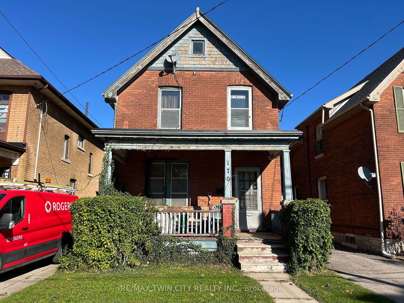 Listing Image 4