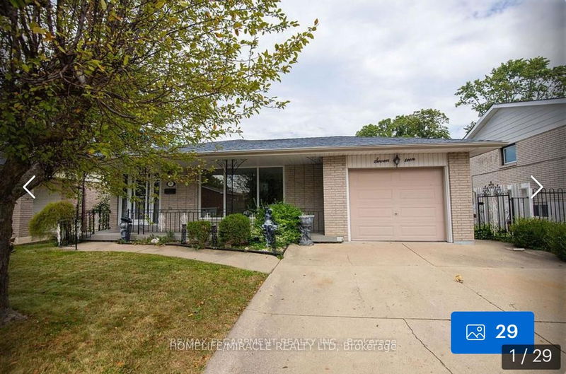 home for lease on 17 Ashwood Court N