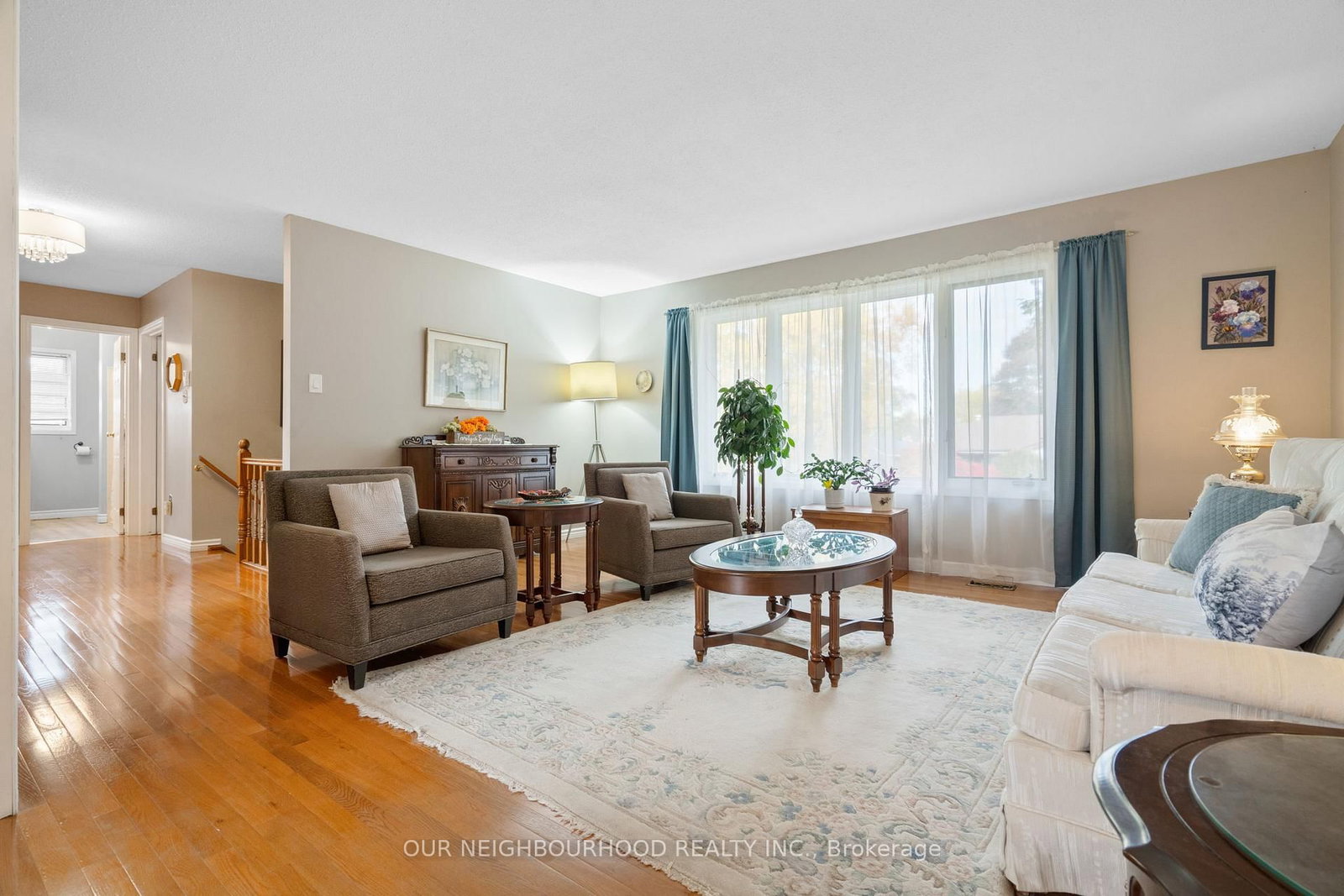 Listing Image 5