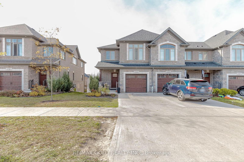 home for sale on 133 Hollybrook Trail