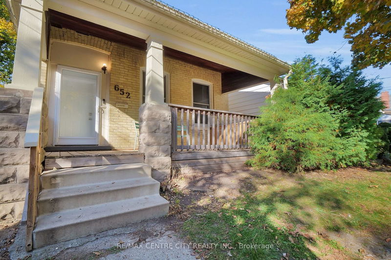 home for sale on 652 Lorne Avenue
