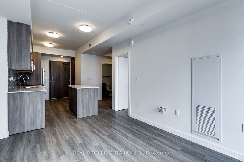 home for lease on 1206-49 Walnut Street S