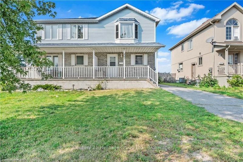 303 CONACHER Dr, Kingston, K7K 7J6 | Image 2