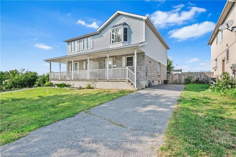 303 CONACHER Dr, Kingston, K7K 7J6 | Image 3