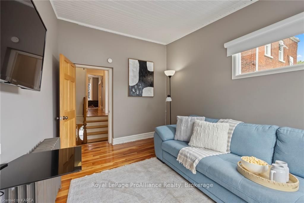 Listing Image 22