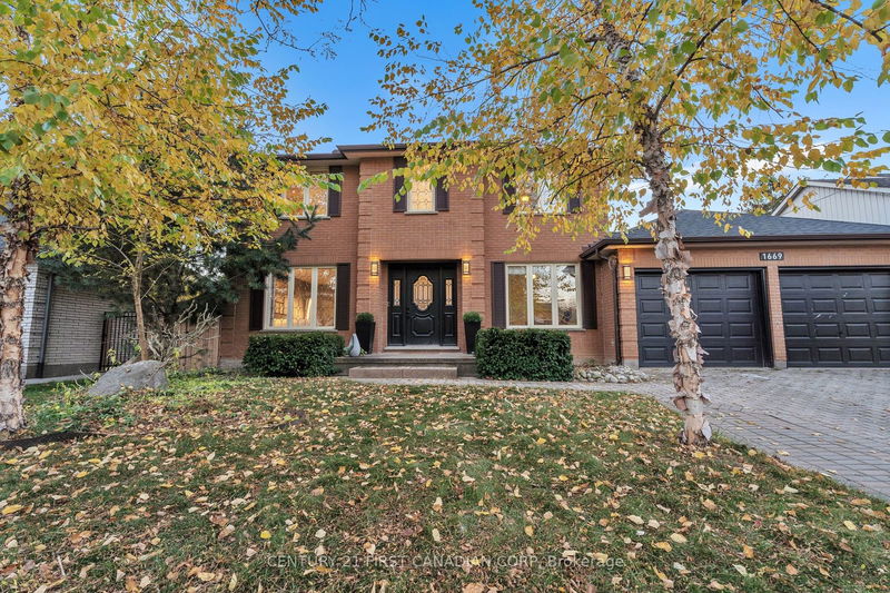 home for sale on 1669 Phillbrook Crescent