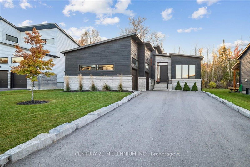 102 Goldie Crt, Blue Mountains, N0H 1J0 | Image 2