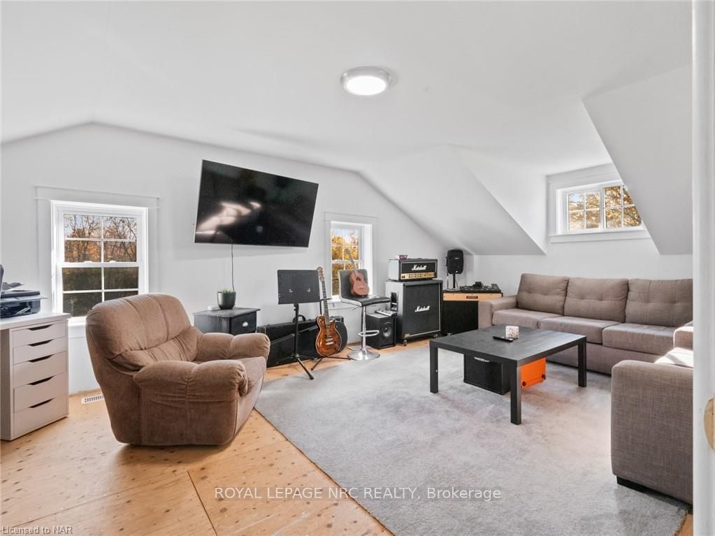Listing Image 38