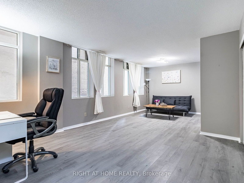 303 - 36 James St S, Hamilton, L8P 4W4 | Image 3