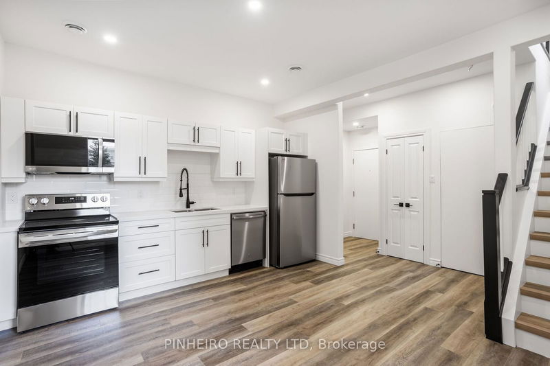 home for lease on 5-354 Wellington Street