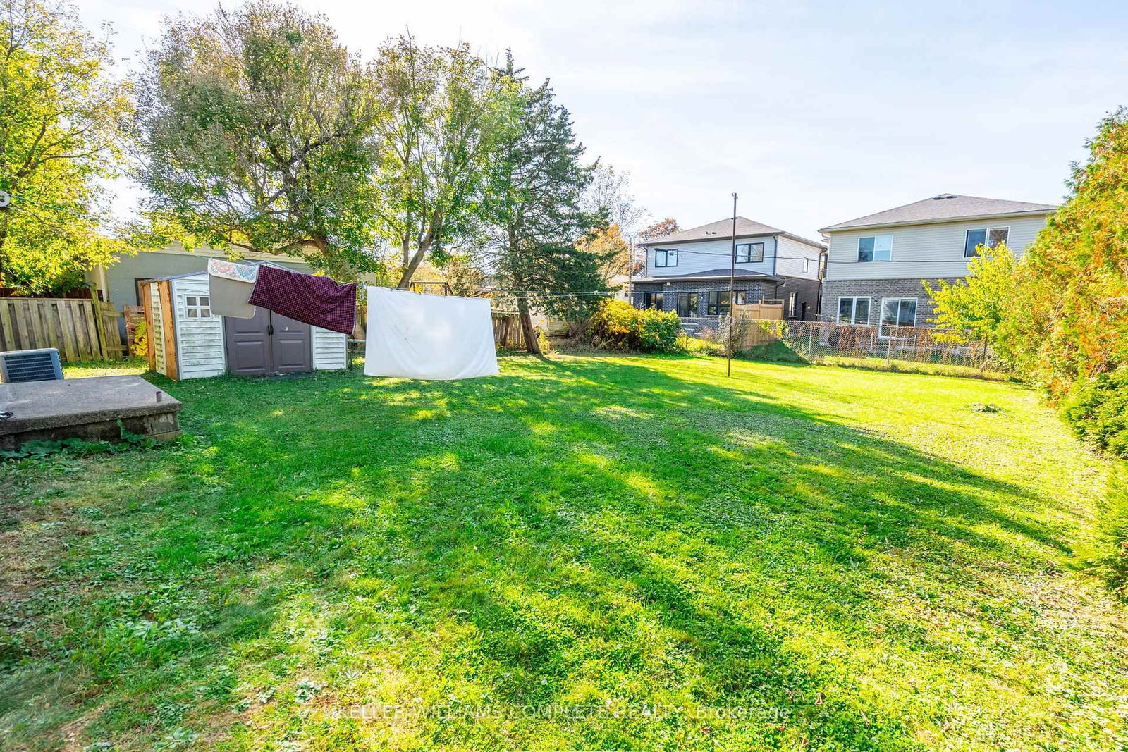 Listing Image 17
