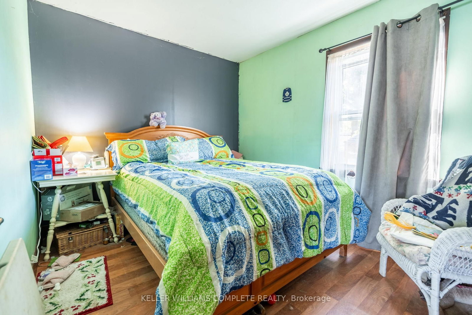 Listing Image 9