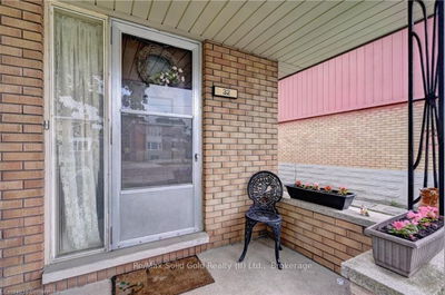 32 Southdale Ave, Kitchener -  image-0-3