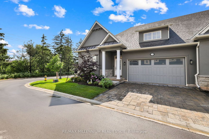 23 Sassafras Row, Fort Erie, L0S 1N0 | Image 2