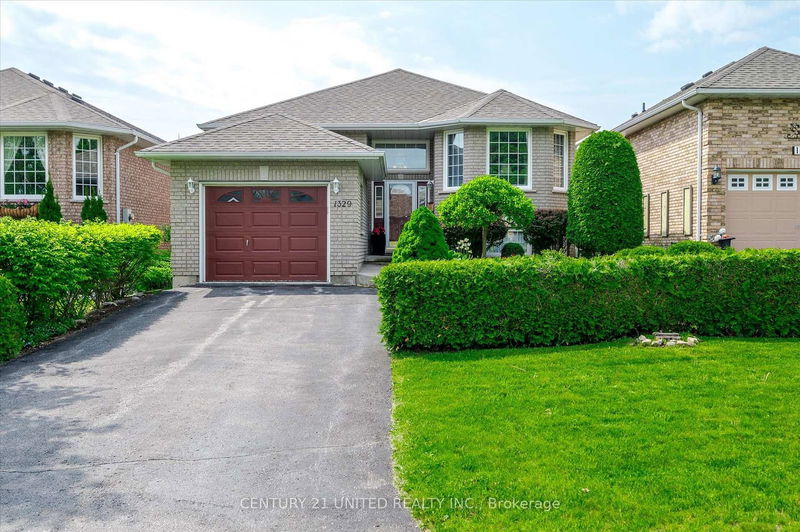 home for sale on 1329 White Crescent