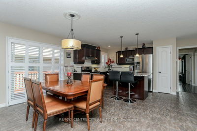 27 Peach Tree Blvd, St. Thomas - SE image-0-3