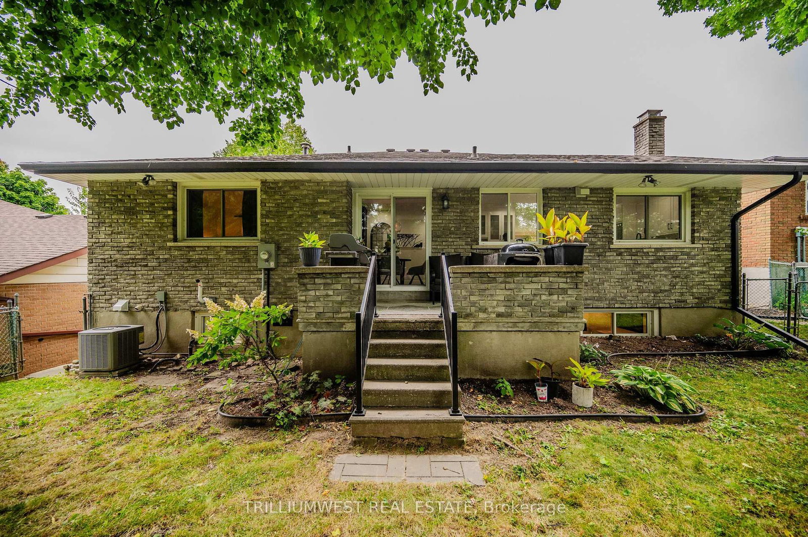 Listing Image 40