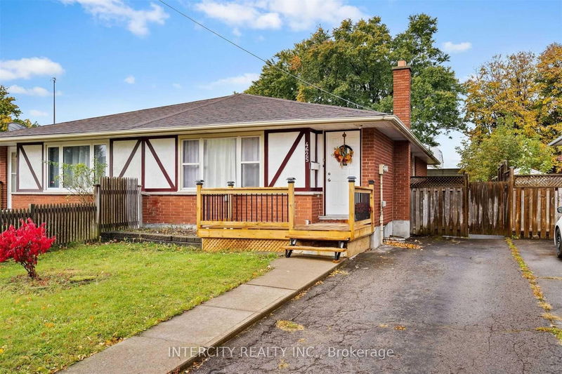 4625 Sussex Dr, Niagara Falls - Morrison image-0-0