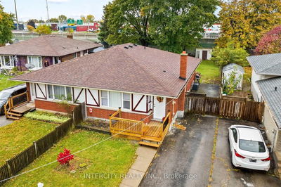 4625 Sussex Dr, Niagara Falls - Morrison image-0-2