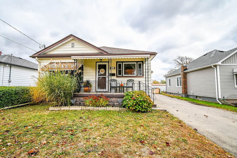 home for sale on 116 Lyons Avenue