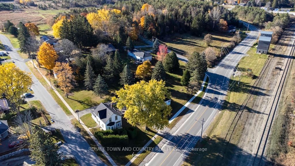 Detached House sold at 17 & 15 Amelia Street, Kawartha Lakes, Pontypool, L0A 1K0 - MLS: X9511195