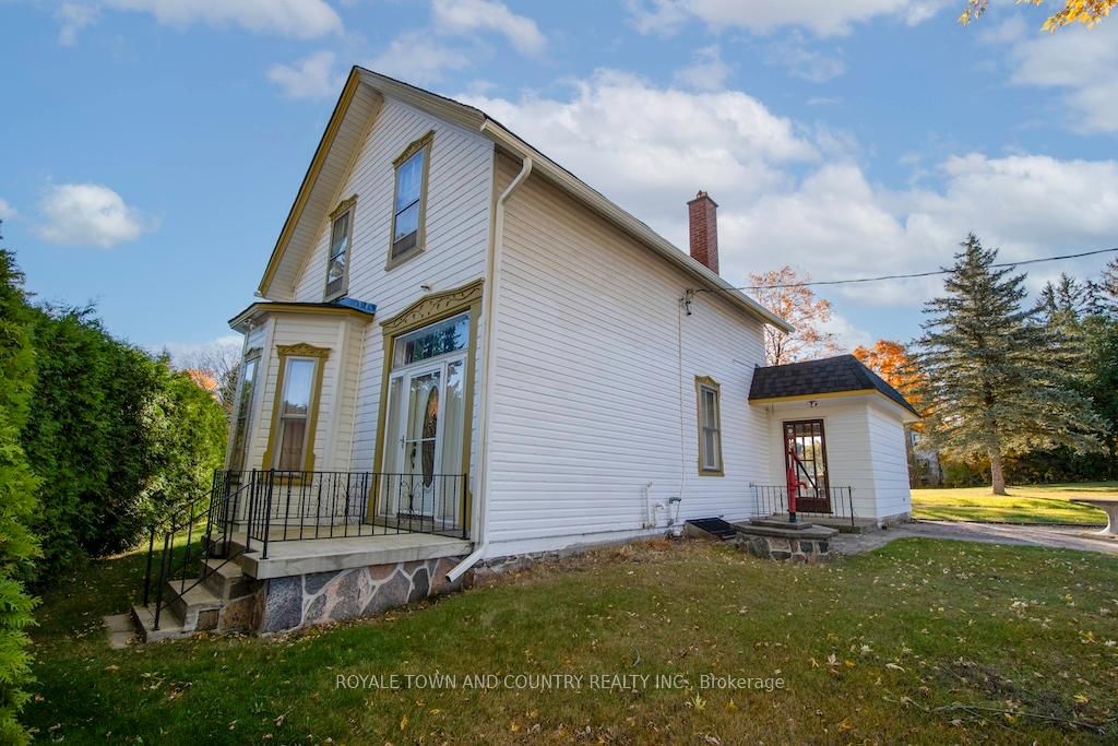 Detached House sold at 17 & 15 Amelia Street, Kawartha Lakes, Pontypool, L0A 1K0 - MLS: X9511195