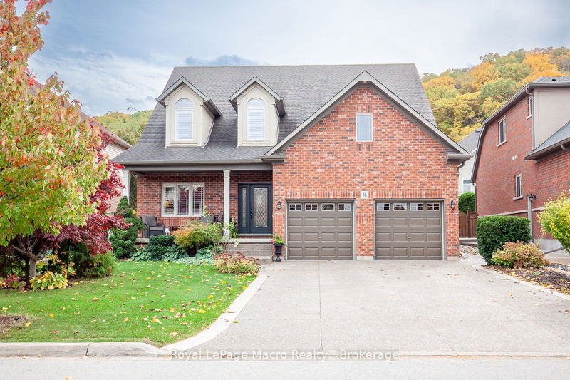 16 Manor Cres, Grimsby -  image-0-0