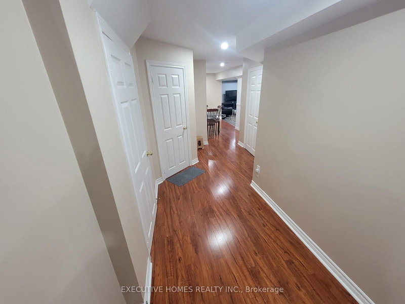 78 Assisi St, Hamilton, L8W 0A4 | Image 2