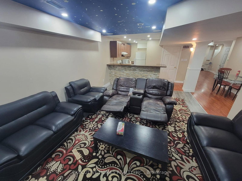 78 Assisi St, Hamilton, L8W 0A4 | Image 3