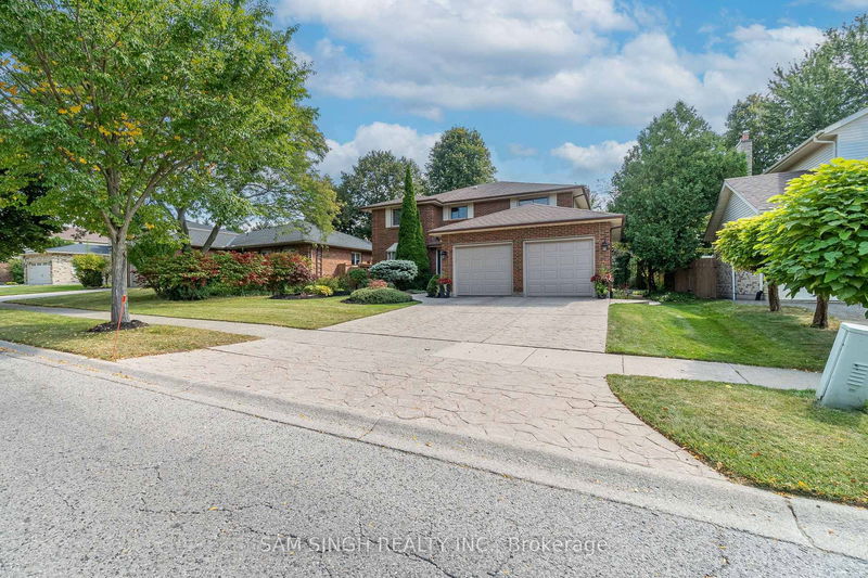 home for sale on 1626 Phillbrook Drive