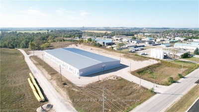 Industrial sold at 595 1st Street, Hanover, Ontario, N4N 3V8 - Hanover - MLS: X9512526