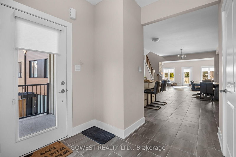 45 Rockmount Cres, Gravenhurst, P1P 0A2 | Image 3