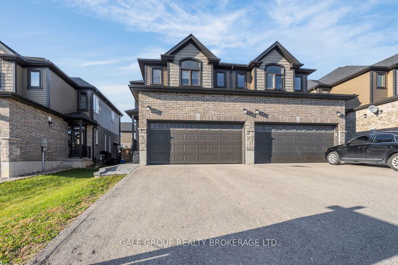 125 Links Cres, Woodstock -  image-0-0