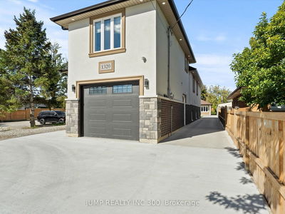 1320 GRAND MARAIS Rd, Windsor -  image-0-3