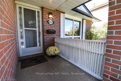 4502 Cedarbrook Lane, Lincoln - 982 - Beamsville image-0-2