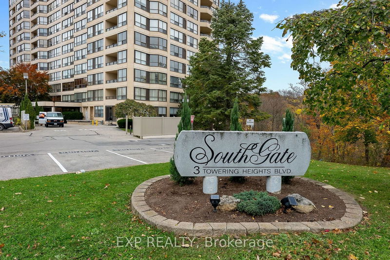 Unit 1008 — 3 Towering Hts Blvd, St. Catharines - 461 - Glendale/Glenridge image-0-0