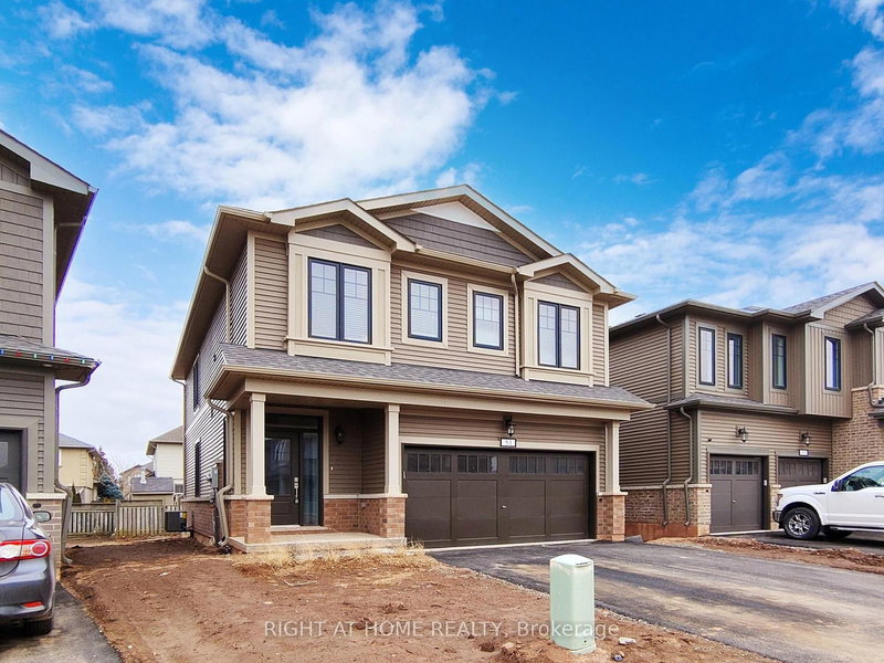 51 Starfire Cres, Hamilton, L8E 0K8 | Image 3