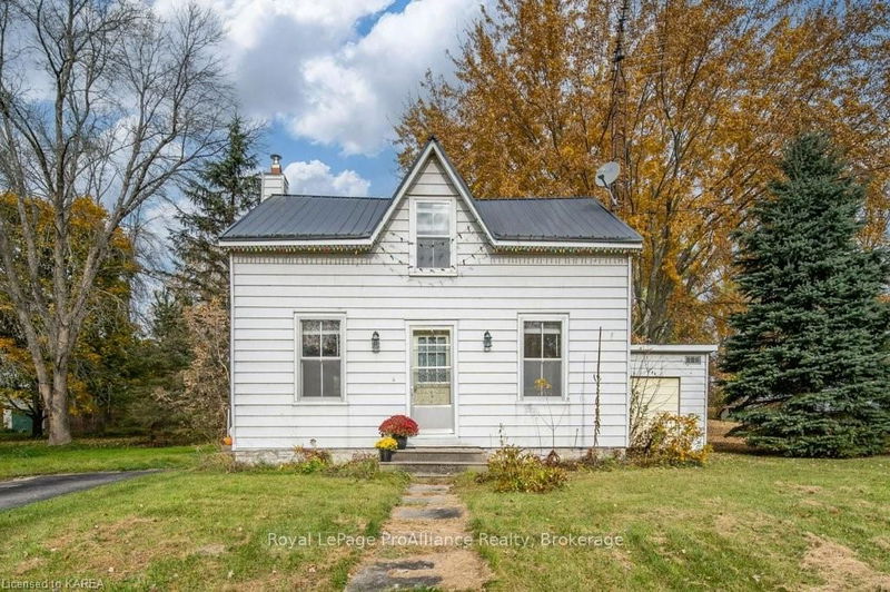 home for sale on 11 RIVERVIEW Drive