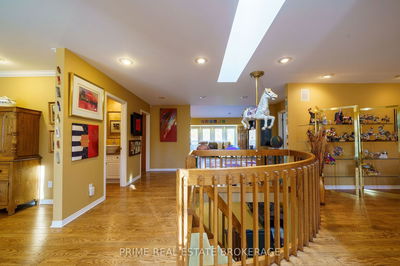 82 Muskoka Crt, London - North G image-0-4