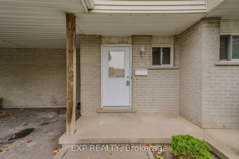 2 - 125 Sekura Cres, Cambridge, N1R 8B4 | Image 3