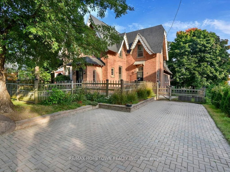 157 DIBBLE St W, Prescott, K0E 1T0 | Image 2