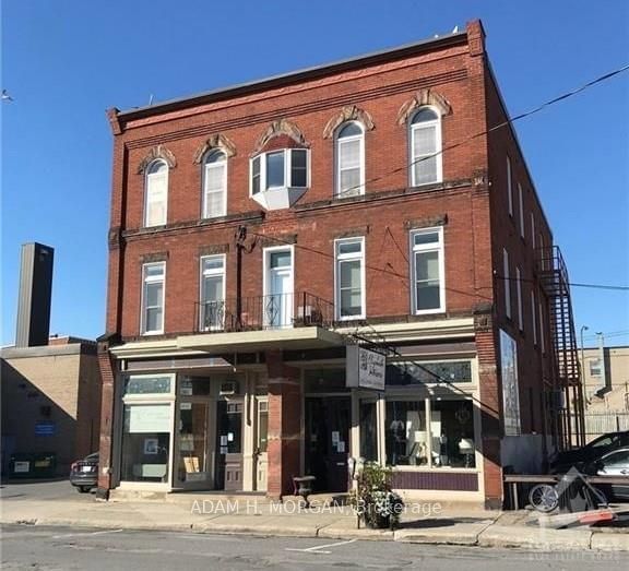 Building at 8 CHAMBERS Street, Smiths Falls, 901 - Smiths Falls