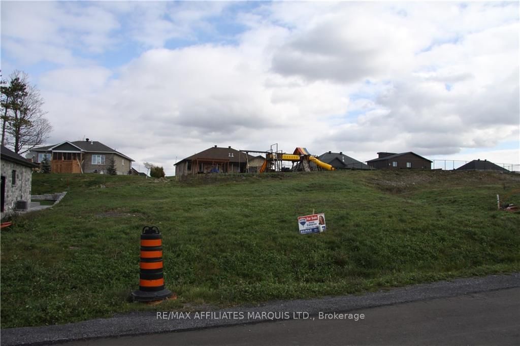 Vacant Land sold at 4-7 MATTHEW KIERAN Crescent, South Stormont, 714 - Long Sault, K0C 1P0 - MLS: X9515631