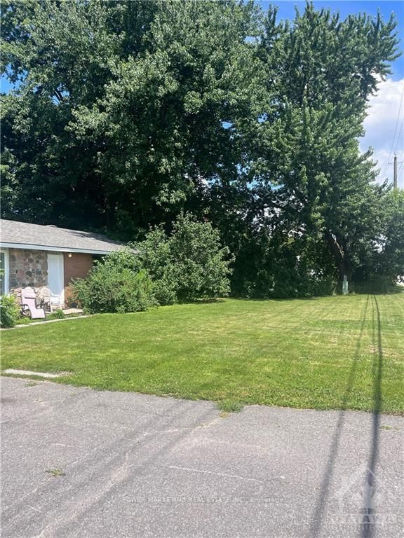 3433 CARLING Ave, Ottawa, K2H 7V5 | Image 2