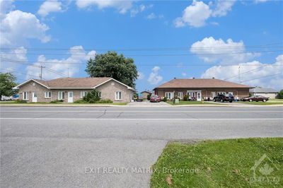 38-40 QUEEN St, North Stormont - 711 - North Stormont (Finch) Twp image-0-3