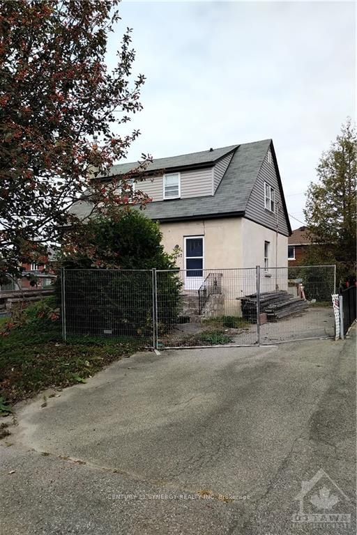 home for sale on 1097 RICHARD Avenue