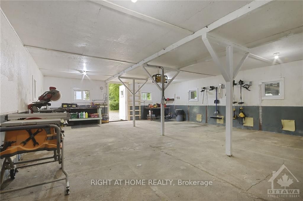 Listing Image 24