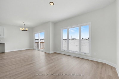 1213 MONTBLANC Crescent — photo 3