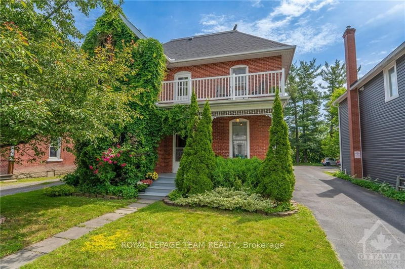 241 JOHN St, Arnprior - 550 - Arnprior image-0-0