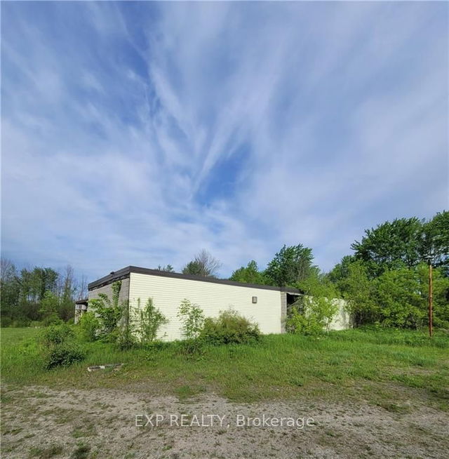 4122 COUNTY ROAD 44 Road